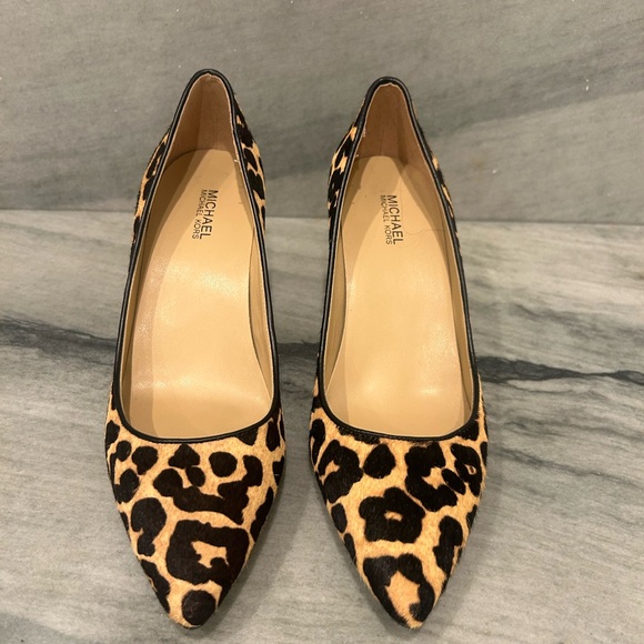 Michael Kors Shoes - Michael Kors Black and Tan Leopard Heels